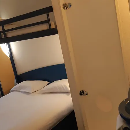 Villenouvelle Otel