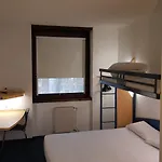 Villenouvelle Hotel 2*