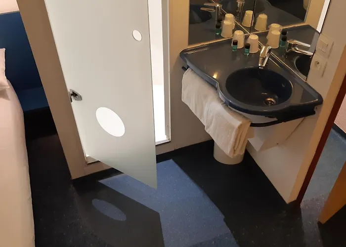 Villenouvelle 2* Montauban