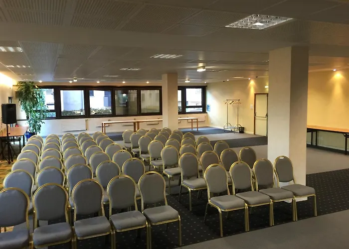 Villenouvelle 2* Montauban