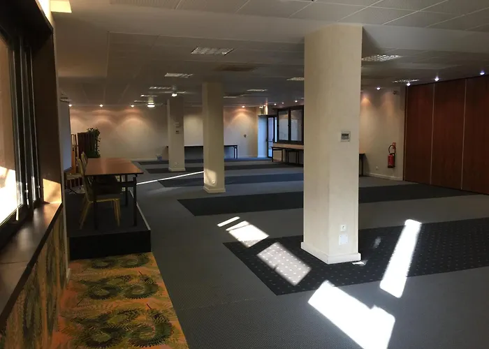 Villenouvelle 2* Montauban